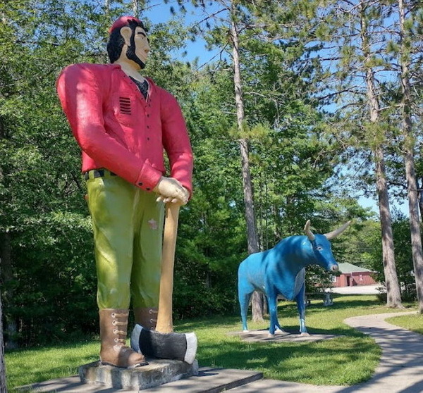 Paul Bunyan Lookout (Paul Bunyan & Babe The Blue Ox) - Recent Photo As Of 2022 From Web Site